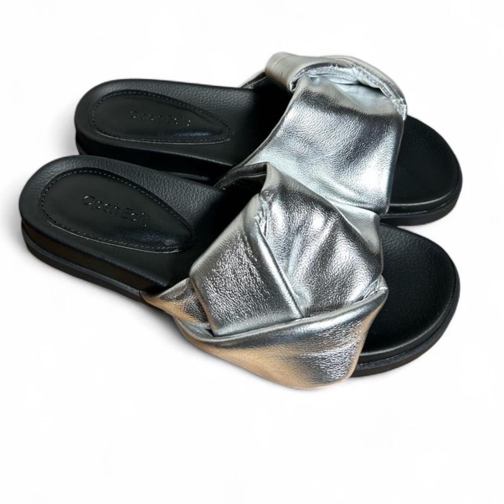 NWT Open Edit Sandals in Silver Metallic Size 7